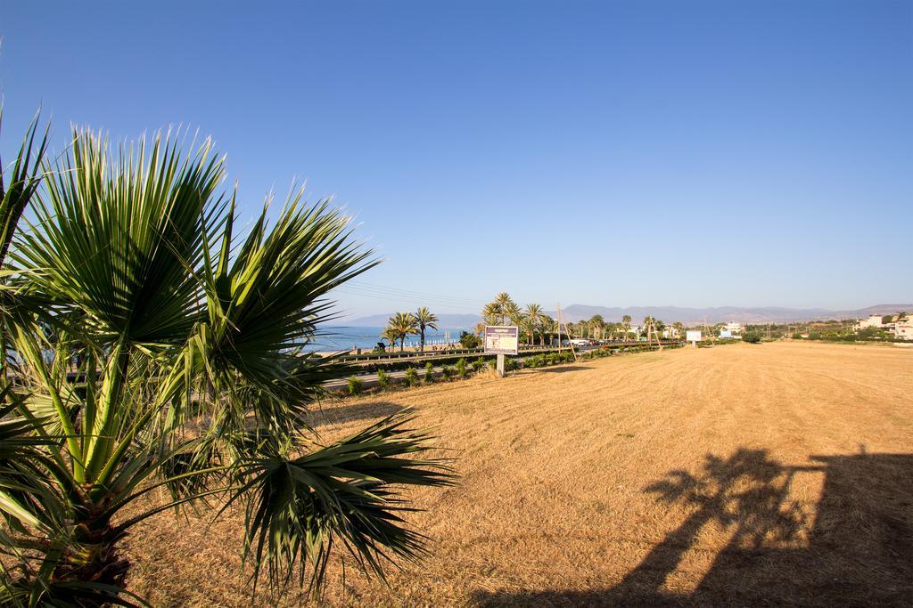 G&E Beach Apartments Полис Екстериор снимка