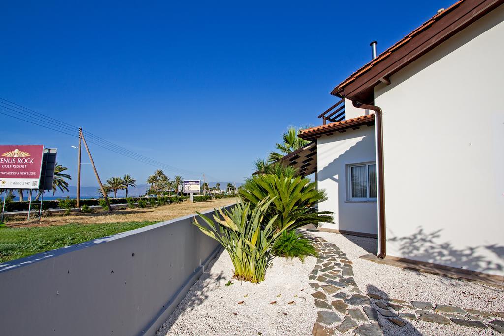 G&E Beach Apartments Полис Екстериор снимка